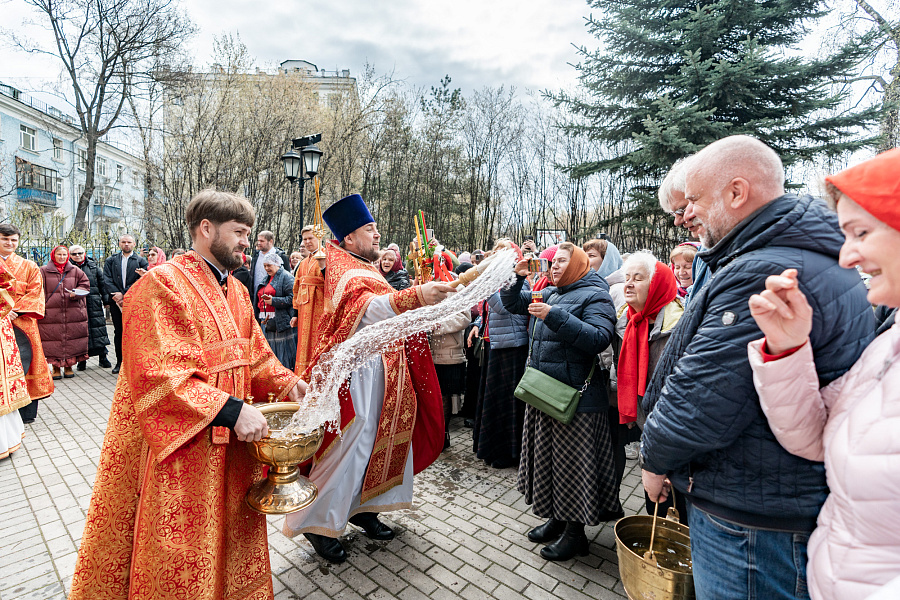 Божественная литургия в Преображенском соборе города Люберцы
